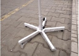 Стійка-вішалка для шапок на 105 місць